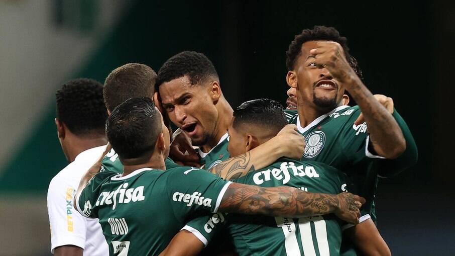 Palmeiras venceu o Red Bull Bragantino por 2 a 1 no Allianz Parque