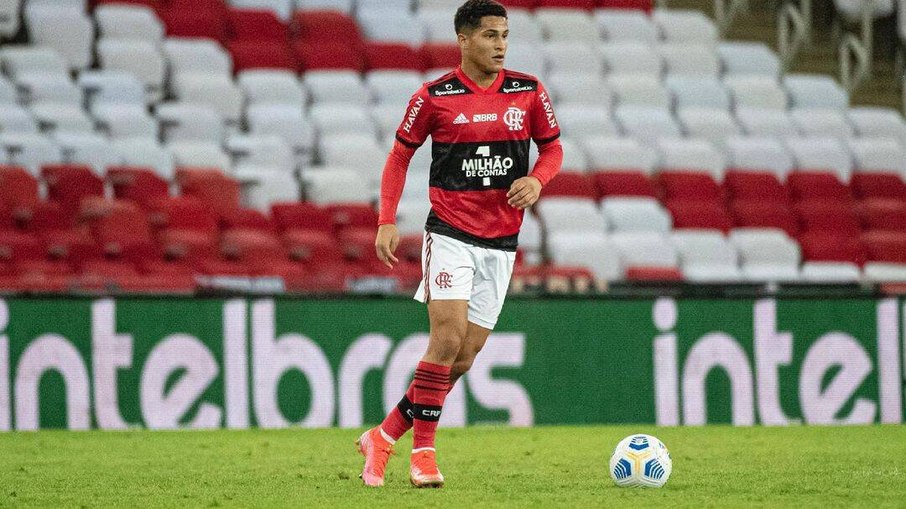 João Gomes tem contrato com o Flamengo até 2025