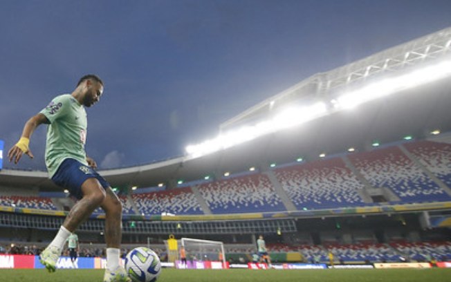 Neymar durante treino da Seleção em Belém