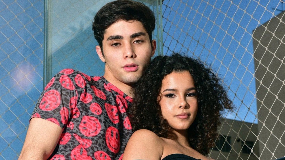 Gabriella Saraivah em ensaio fotográfico com o ator Gui Vieira.