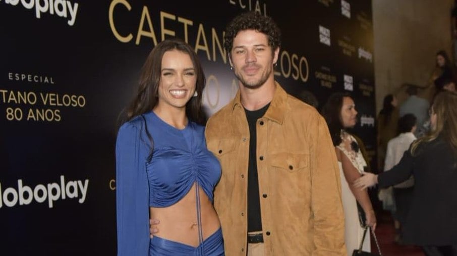 Rafa Kalimann e Zé Loreto assumiram romance em especial de Caetano Veloso