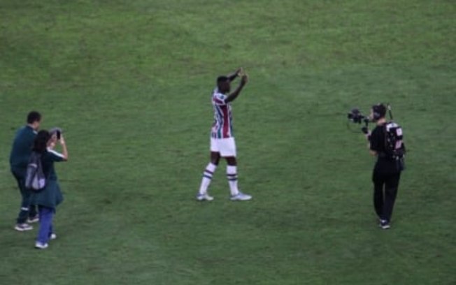 Luiz Henrique chora, cita amigos no Fluminense e declara: 'Essa despedida vai doer muito'