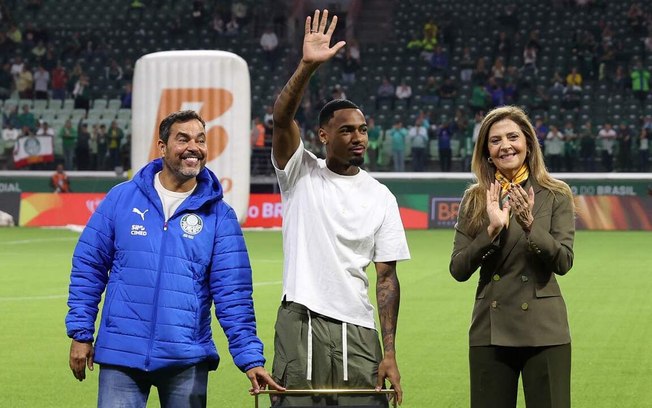 Palmeiras bate R$ 2,4 bilhões em vendas de atletas na era Leila