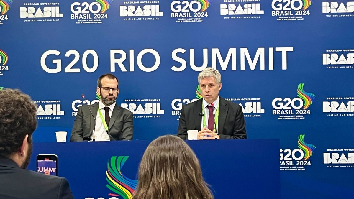 Ministro Paulo Teixeira concedeu entrevista de imprensa durante a Cúpula do G20