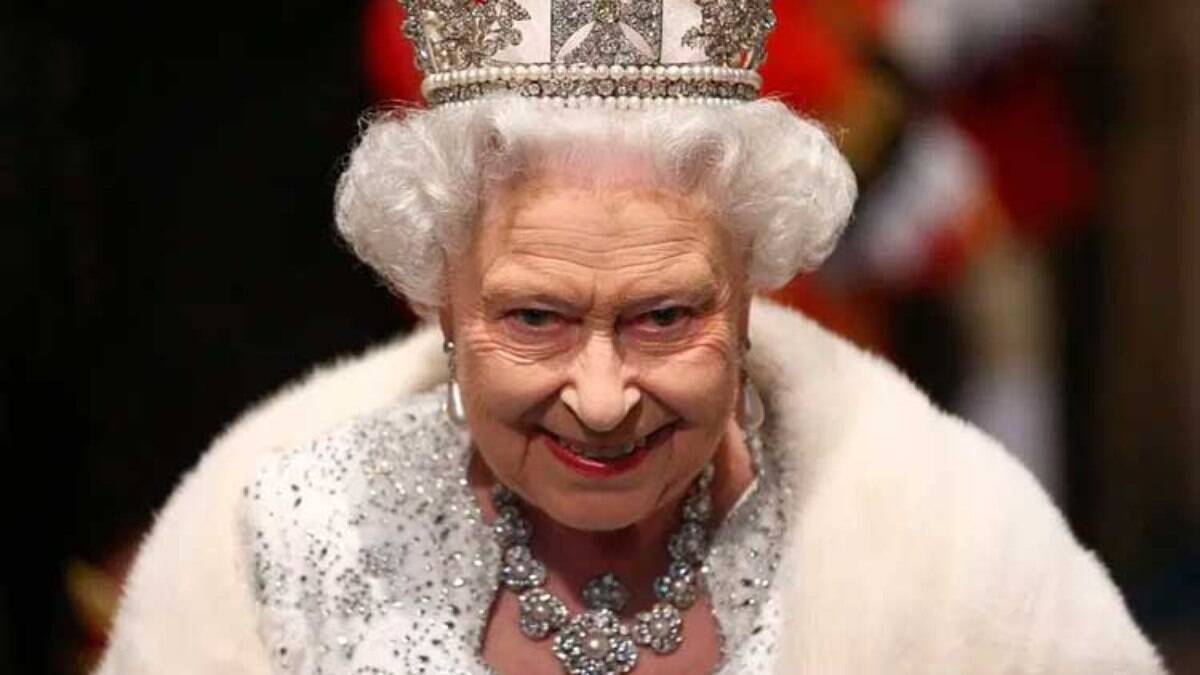 Qual é o salário da faxineira da rainha Elizabeth?