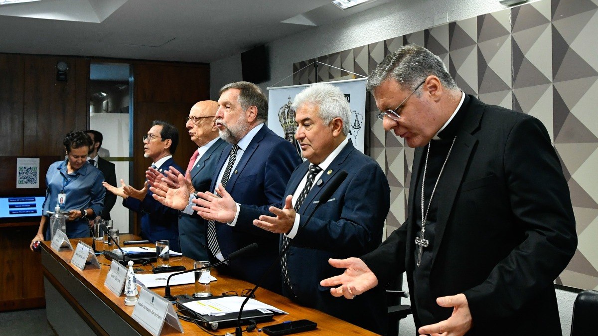 Instalação da Frente Parlamentar Católica no Senado Federal