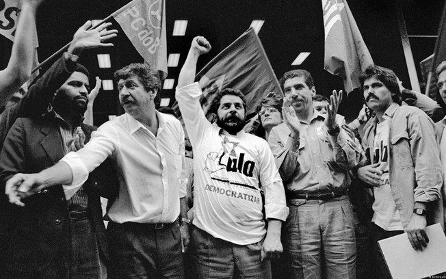 Lula durante a campanha presidencial de 1989, quando o petista não conseguiu superar Fernando Collor no segundo turno Lula durante a campanha presidencial de 1989, quando o petista não conseguiu superar Fernando Collor no segundo turno