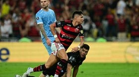 Flamengo vence Bolívar e abre vantagem nas oitavas da Libertadores