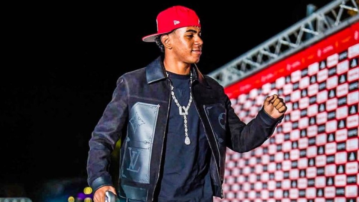 Seleção espanhola desconvoca Yamal e aumenta crise com Barcelona Seleção espanhola desconvoca Yamal e aumenta crise com Barcelona