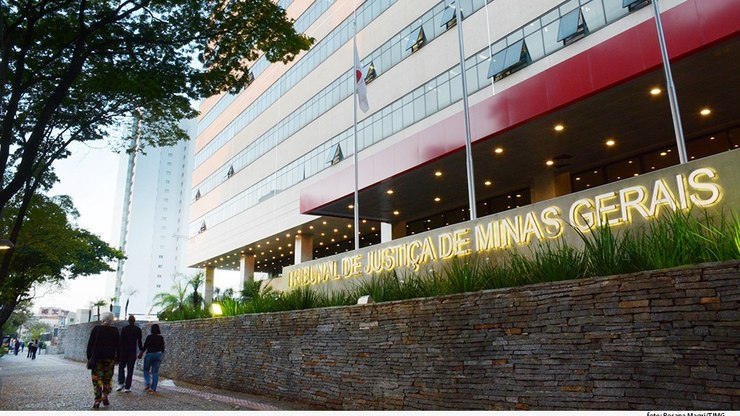 CNJ mantém afastamento de desembargador do TJMG suspeito de abuso