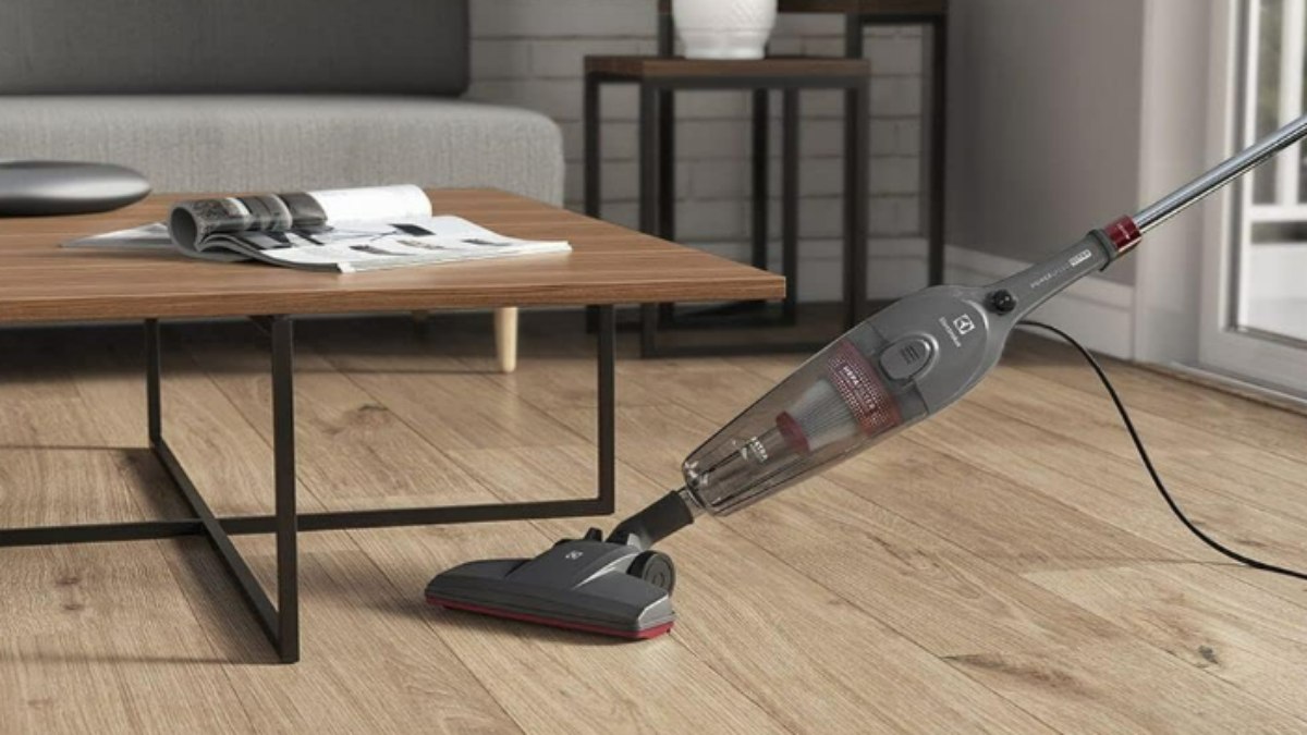 Aspirador pó vertical Electrolux é o modelo mais vendido da Amazon Brasil Aspirador pó vertical Electrolux é o modelo mais vendido da Amazon Brasil