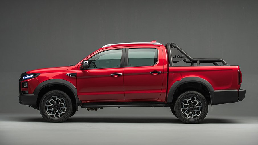JAC Hunter Turbo Diesel chega com 8 anos de garantia no Brasil JAC Hunter Turbo Diesel chega com 8 anos de garantia no Brasil