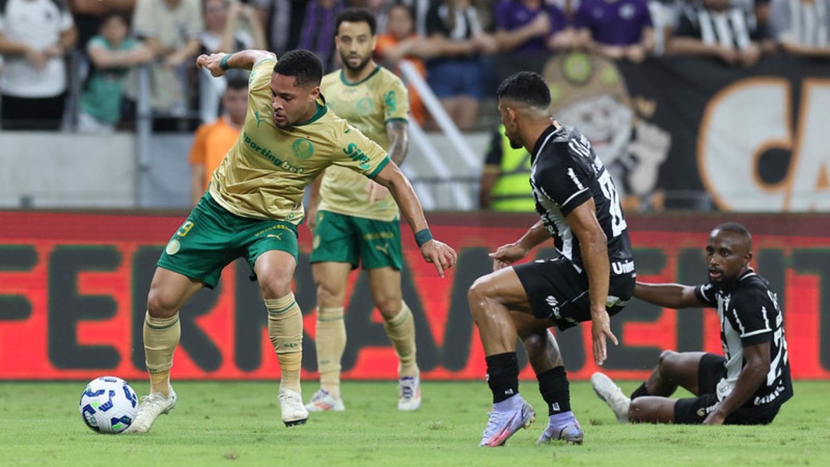 Palmeiras e Ceará se enfrentam valendo vaga às oitavas da Copa do Brasil Palmeiras e Ceará se enfrentam valendo vaga às oitavas da Copa do Brasil