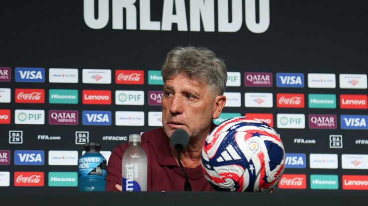 Palmeiras%20ou%20Chelsea%3F%20Renato%20Ga%C3%BAcho%20revela%20torcida