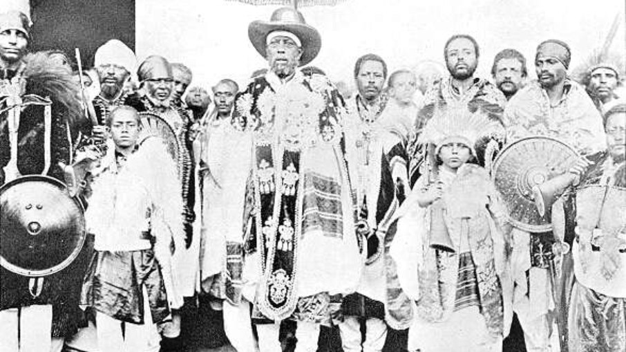 Menelik II e sua corte