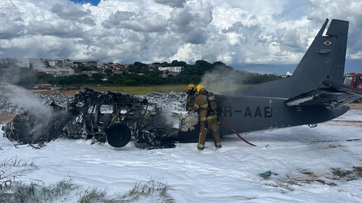 Acidente no Aeroporto da Pampulha, em Belo Horizonte, deixou dois mortos