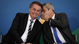 Bolsonaro rejeita sugestão do centrão ao escolher Braga Netto