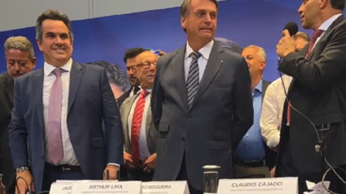 Jair Bolsonaro e Ciro Nogueira em convenção do PP