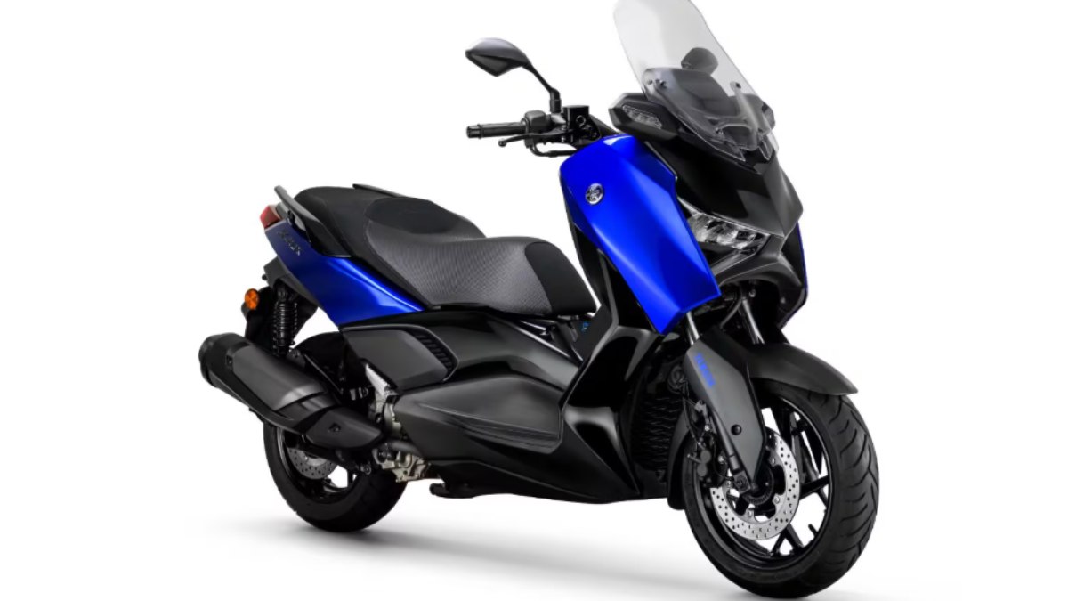 Yamaha
XMAX 300 Connected 2027 ganha novo visual
