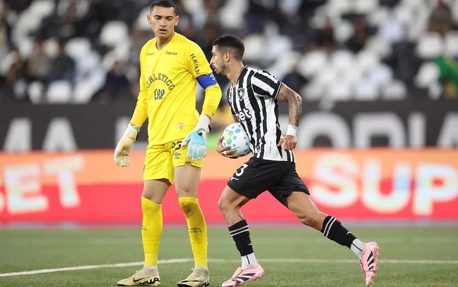 Pereira marcou um dos dois gols do Botafogo sobre o Cienciano 