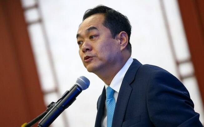 Embaixador da China, Yang Wanming