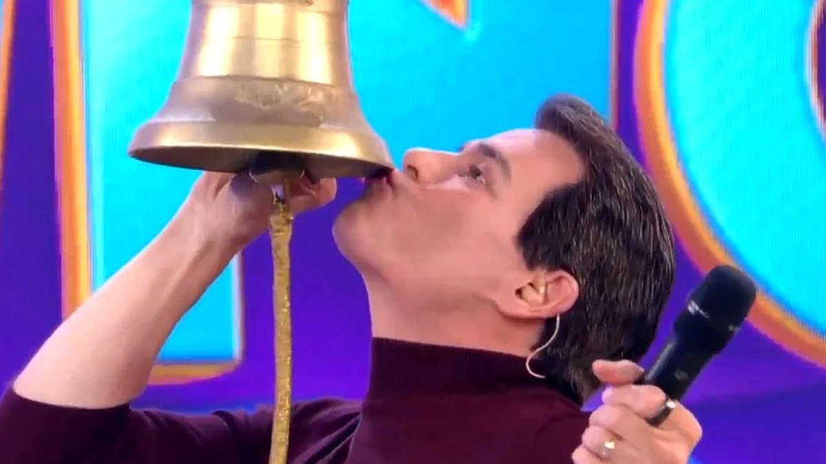 Celso Portiolli tocou o sino