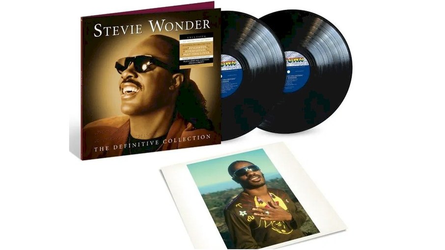 Stevie Wonder relança coletânea com clássicos em vinil duplo