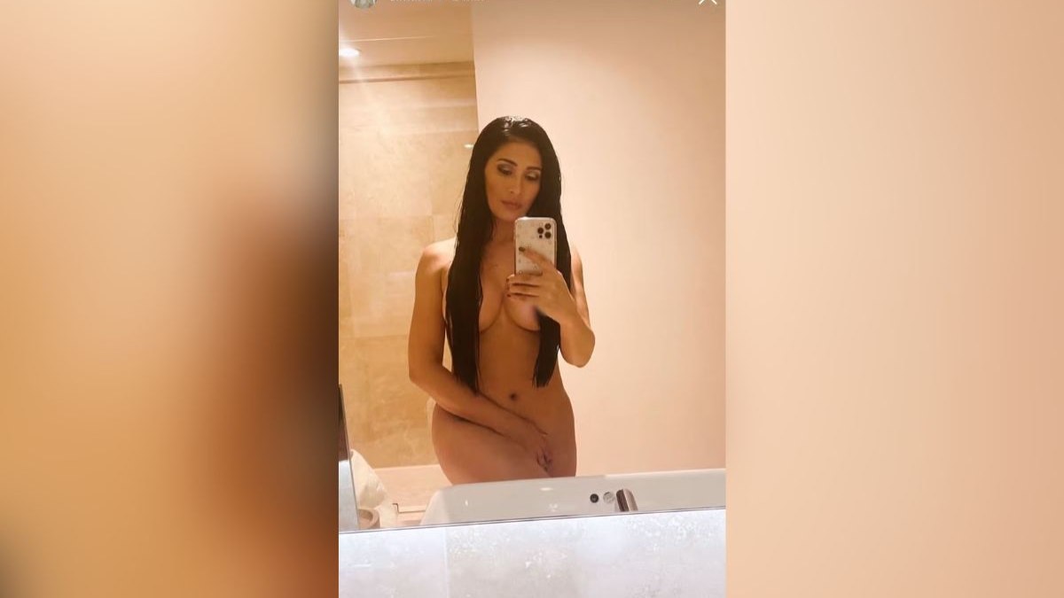 Simaria publica foto íntima por engano nas redes e apaga em seguida Simaria publica foto íntima por engano nas redes e apaga em seguida