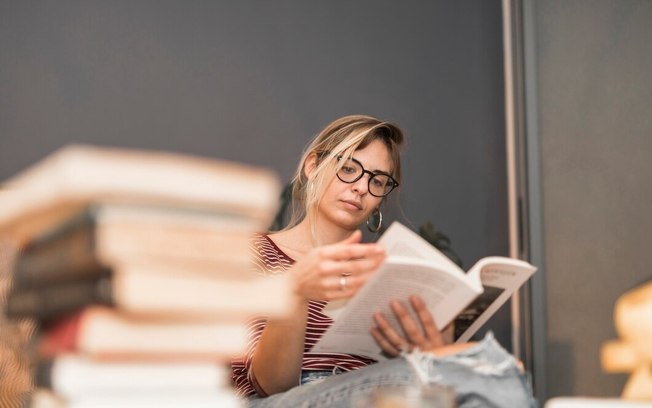 Busca por livros físicos cresce mesmo com avanços digitais