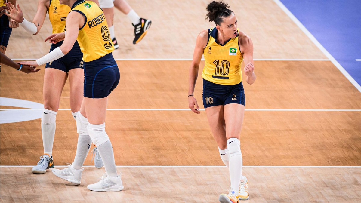 Brasil vence Polônia por 3 sets a 0 no encerramento da fase de grupos em Paris