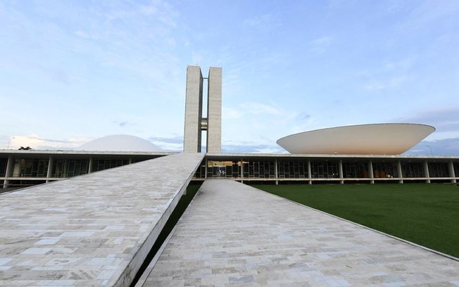 Conselho de Ética admite pedidos contra senadores por quebra de decoro