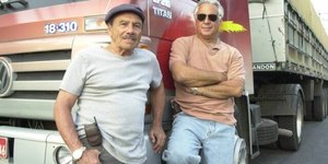 Caminhoneiros iniciam protestos nos portos nesta segunda (13)