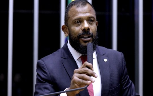 TJ-SP mantém suspensão da demissão do delegado Da Cunha