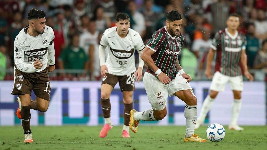 Fluminense ganhou o jogo de ida por 2 a 0 Fluminense ganhou o jogo de ida por 2 a 0