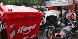 Desafios dos entregadores: trabalho, renda e precarização nos aplicativos