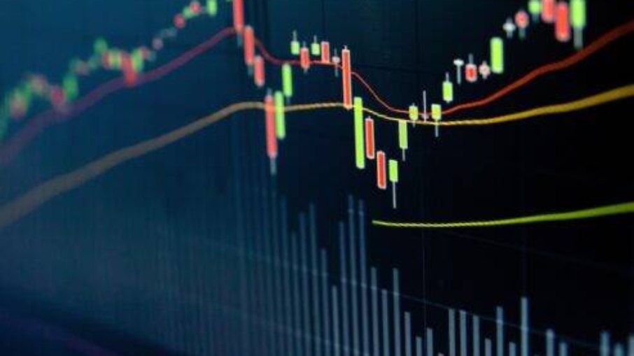Pela primeira vez, Ibovespa fechou acima dos 140 mil pontos Pela primeira vez, Ibovespa fechou acima dos 140 mil pontos