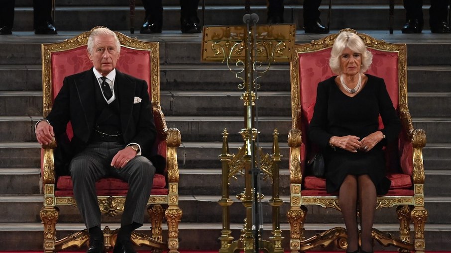 Rei Charles e Camilla Parker Bowles, rainha consorte
