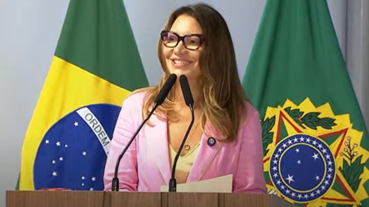 Após polêmica na China, Janja será enviada especial da COP30