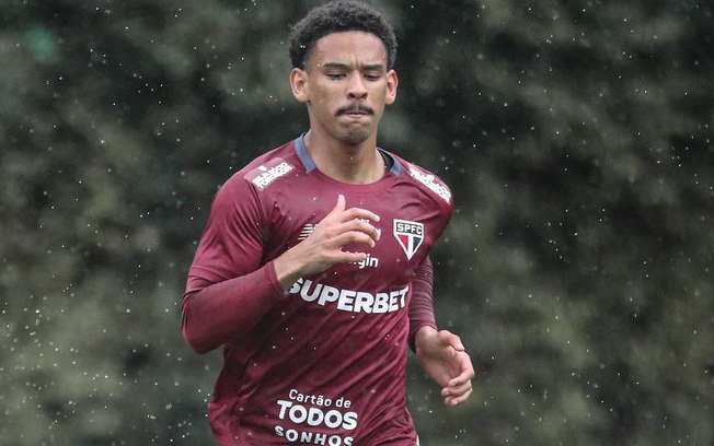 Guilherme Reis, Hugo e Young deixam a relação Guilherme Reis, Hugo e Young deixam a relação