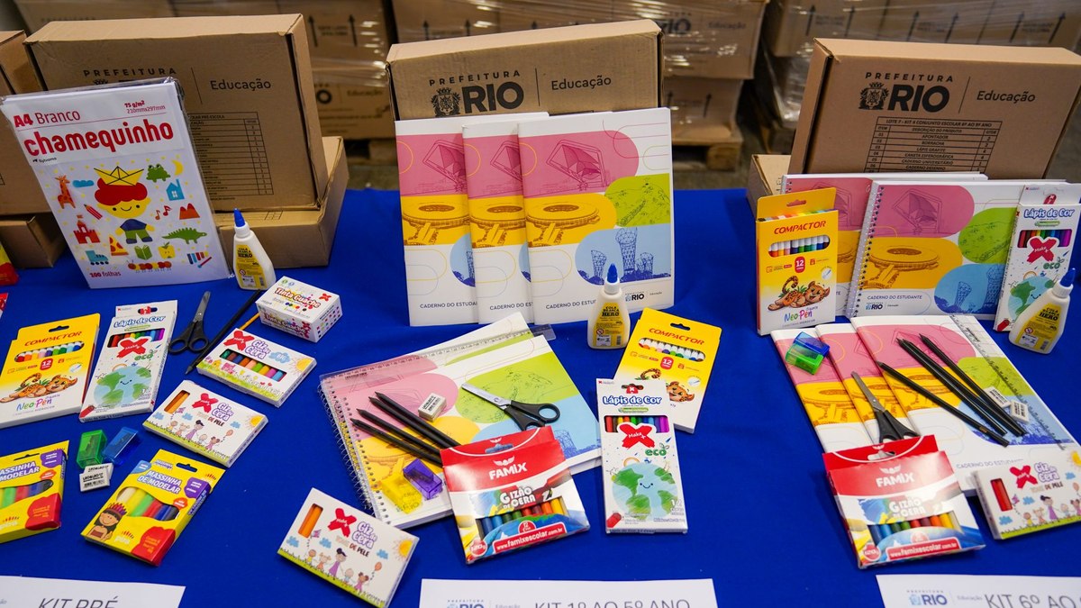 Materiais e uniformes escolares do Rio serão entregues a todos os alunos matriculados em 2026 Materiais e uniformes escolares do Rio serão entregues a todos os alunos matriculados em 2026