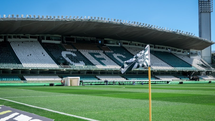 Brasil venceu todos os jogos em que disputou no estádio Couto Pereira