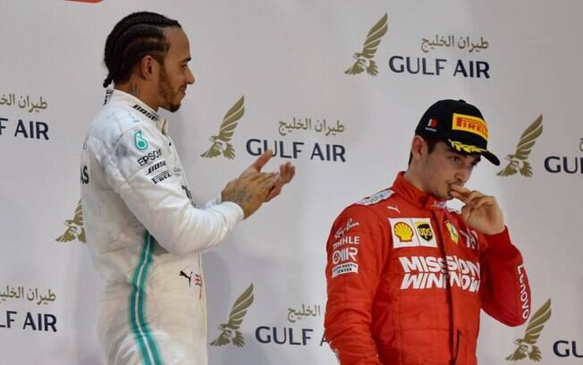 Hamilton aplaude Leclerc
