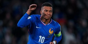 França convoca Mbappé, Dembelé e Doué para encarar Brasil