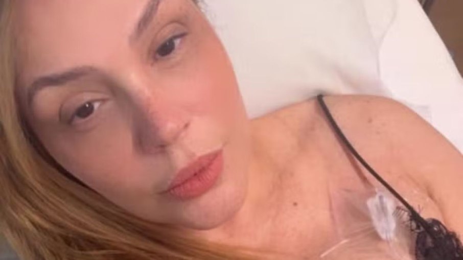 Simony Celebra Fim de Ciclo da Imunoterapia Após Remissão de Câncer