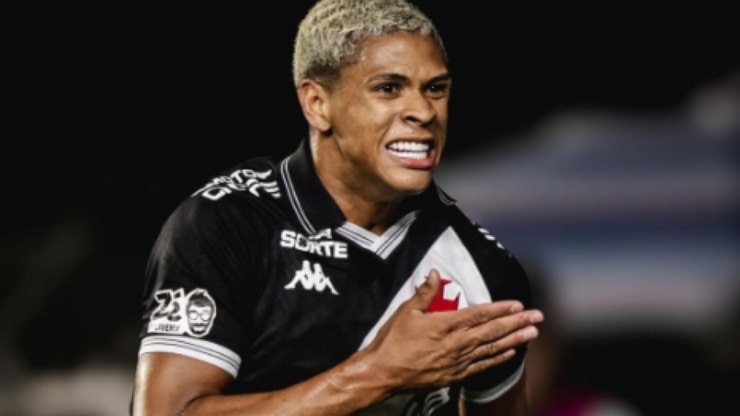 Trio europeu disputa a contratação de jogador titular do Vasco