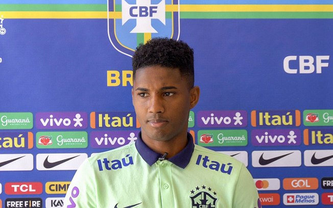 Abner defendeu o Athletico-PR no futebol brasileiro 