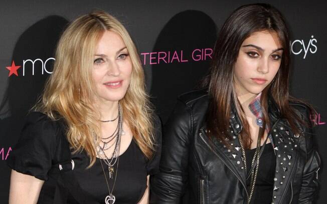 Madonna e sua filha Lourdes Maria no lançamento da primeira coleção da própria marca