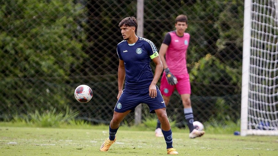 Zagueiro Rafael Werneck está com 19 anos