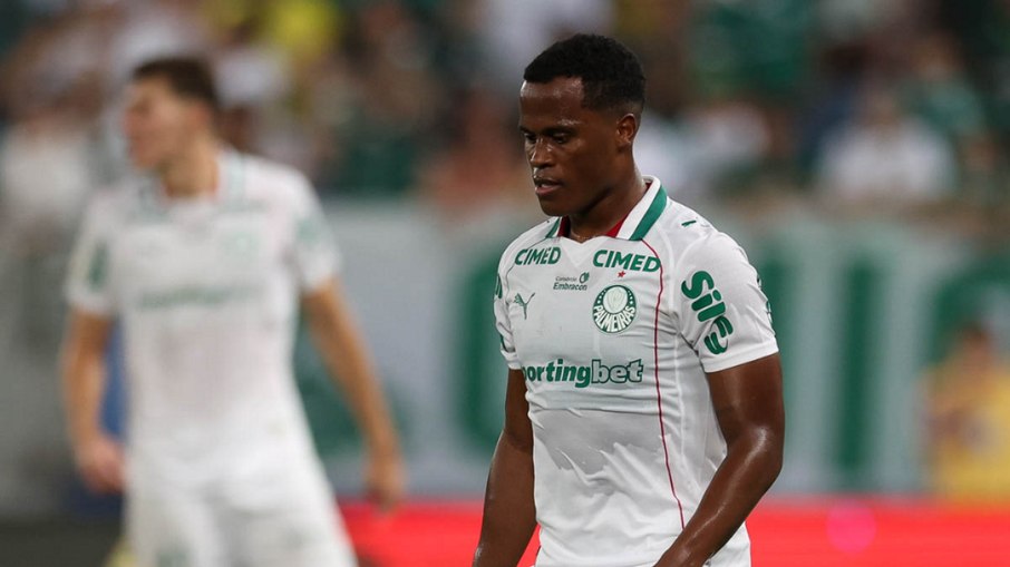 Jhon Arias reencontra o Fluminense no Maracanã pela 1ª vez desde sua saída Jhon Arias reencontra o Fluminense no Maracanã pela 1ª vez desde sua saída