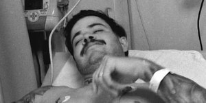 Jottapê é internado após desmaio: “Meu corpo está pedindo chega”